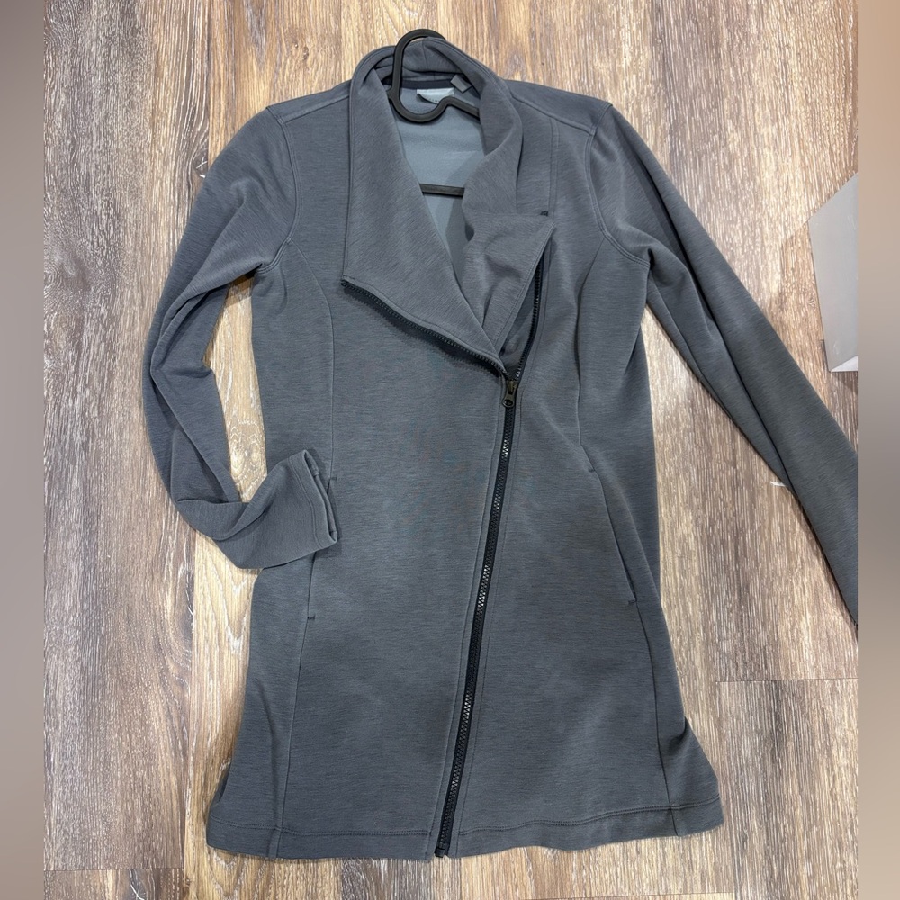 Athleta Charcoal Softtech CYA Jacket Trench Coat Athletic